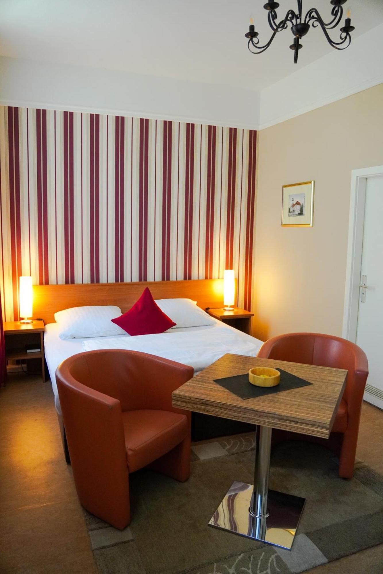 Apartmenthaus Gutenberg 78 Potsdam Esterno foto